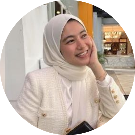 Foto Izzah Dinillah